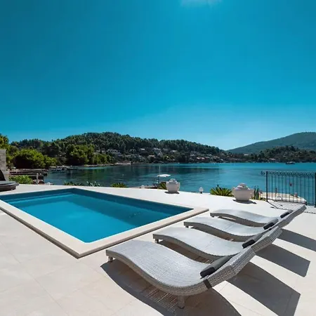 Azzurro Villa *